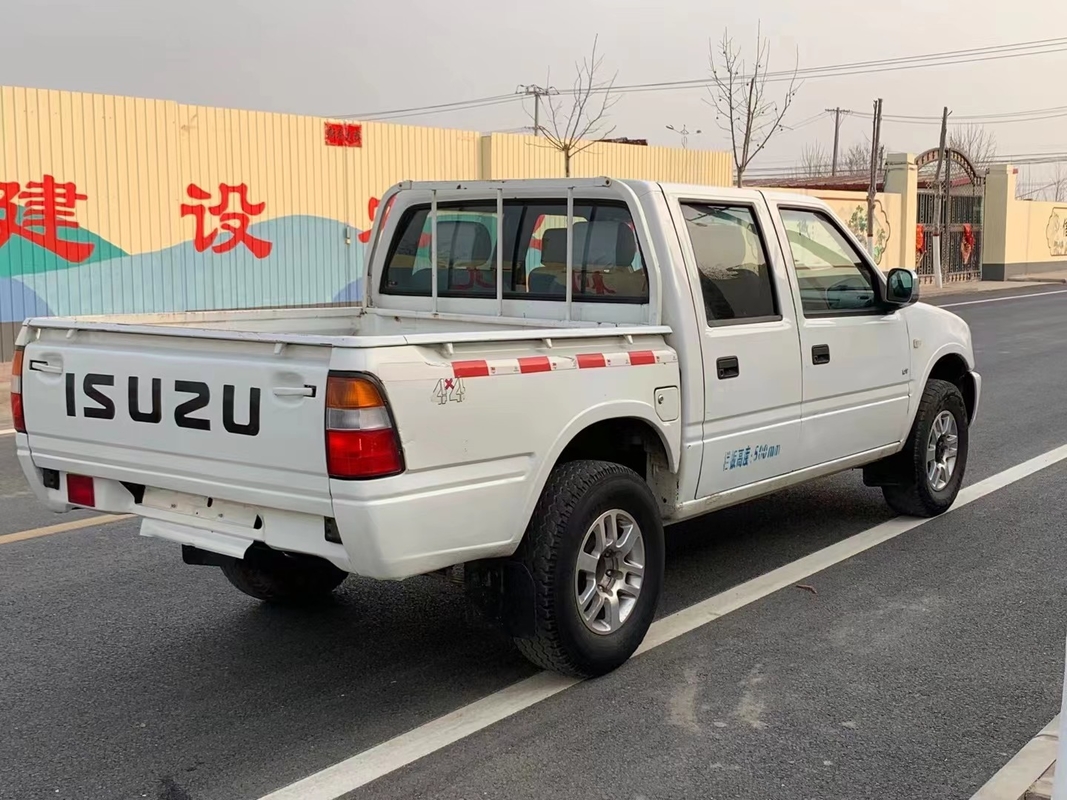 Assentos Isuzu Pickup da emissão 5 do EURO III de Mode Diesel Engine do motorista de Isuzu Trucks 4×4 da segunda mão