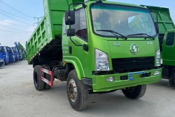 Carga avaliado 15.37t da caixa de engrenagens rápida da cor verde SHACMAN SX3310 do caminhão basculante 150hp 4×2 da mineração