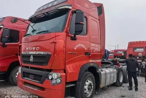 òs reboques da mão 3 pneus da cor vermelha 10 do reboque de trator noun do modo 460hp HOWO da movimentação dos assentos 6×4