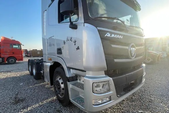 Os segundos reboques 6X4 460hp Max Trailer Mass 40t da ferramenta usaram a cabeça do trator de Foton BJ4259