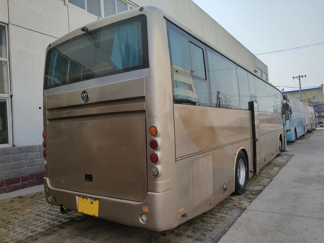 Mão comercial usada Foton BJ6120 do motor 330hp segundo de Yuchai dos assentos das portas dobro 53 do ônibus