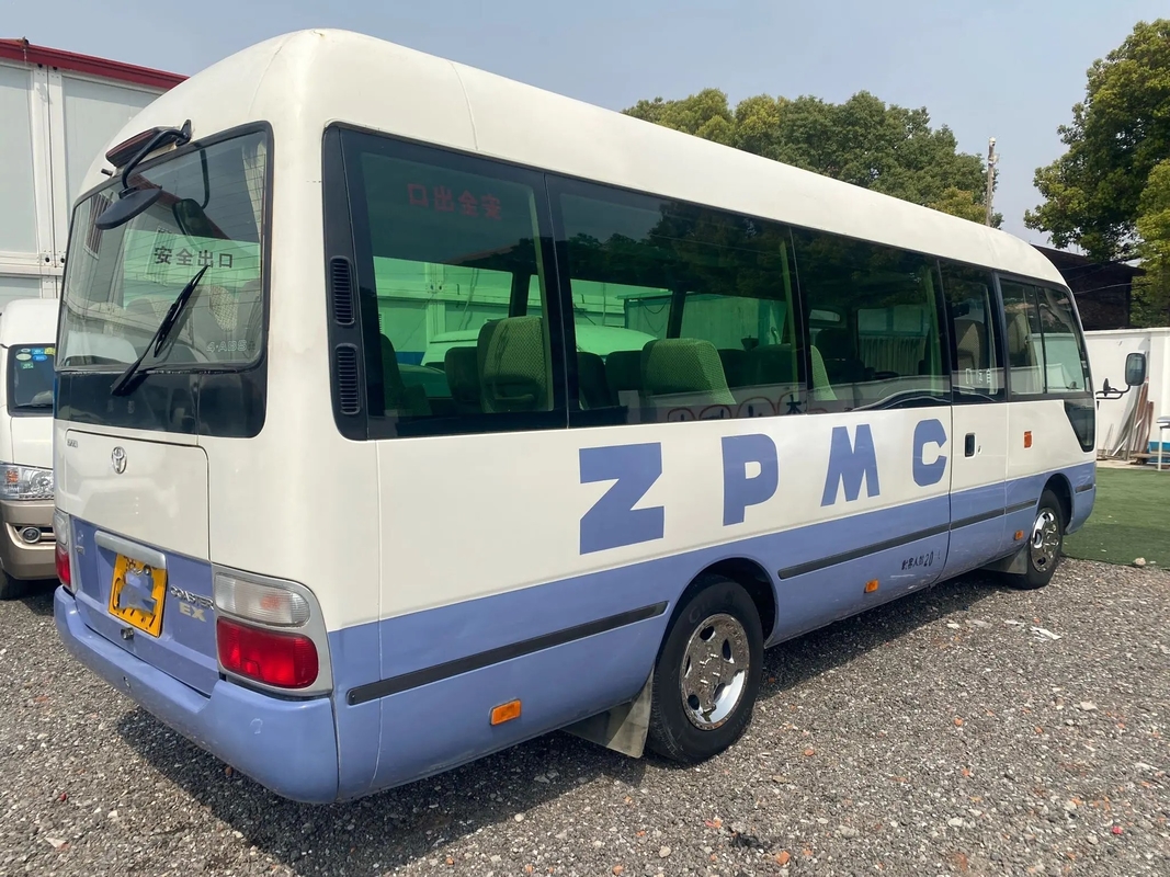 Assentos externos da porta de balanço 20 de Toyota Van Second Hand SCT6702TR usados EURO II do motor de óleo da pousa-copos