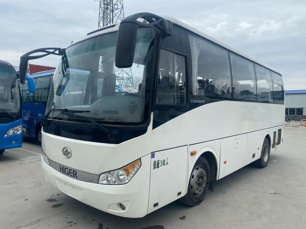 Os assentos usados do ônibus 30 do passageiro que selam a C.A. da disposição dos assentos do motor 2+2 de Yuchai da janela usaram um KLQ6755 mais alto