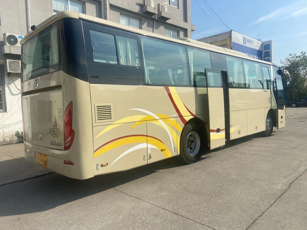 Assentos usados do motor 46 de Yuchai da janela da selagem de Bus Middle Door do treinador dragão dourado XML6102 da ?a mão de 2018 anos