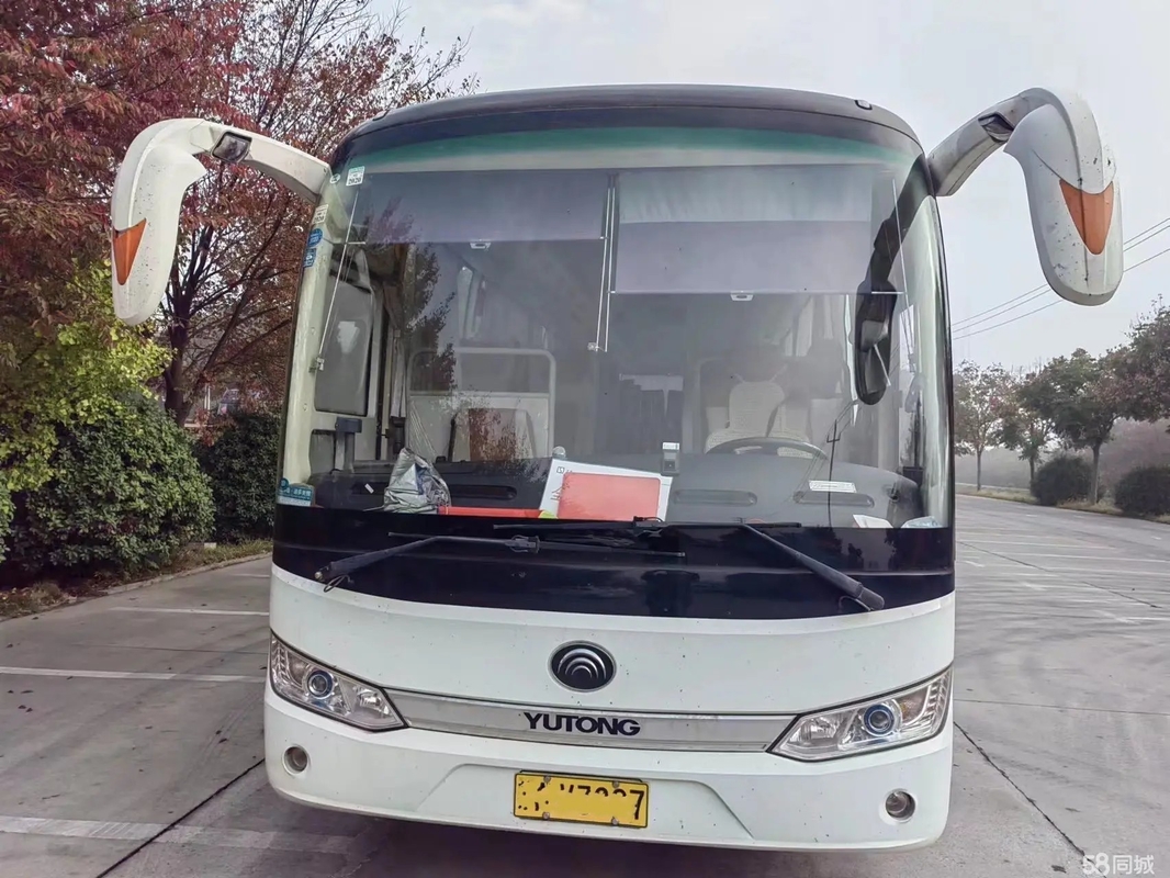 O condicionador de ar usado do motor dos cilindros de Yuchai 6 dos assentos da camioneta expresso 47 10,7 medidores entrega em segundo o Tong novo ZK6115