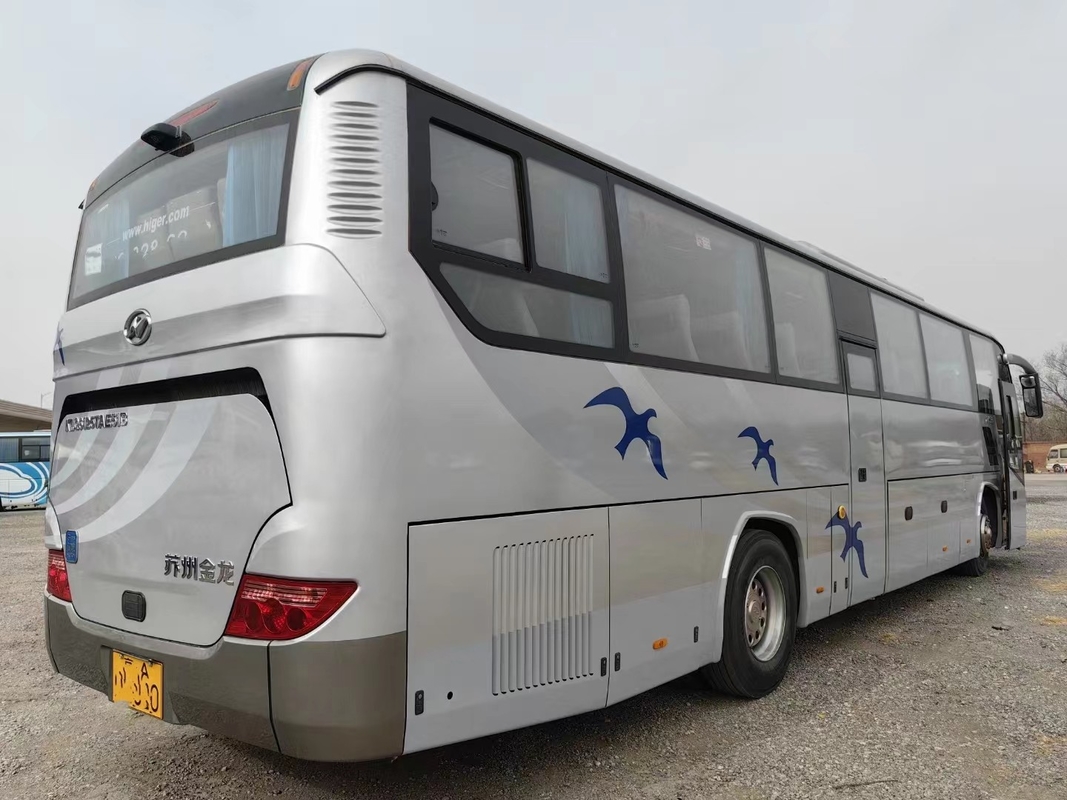 Os assentos usados 12 do ônibus de excursão 54 medem o motor que dos cilindros de Yuchai 6 as portas dobro prateiam mão um KLQ6125 mais alto da cor a ?a