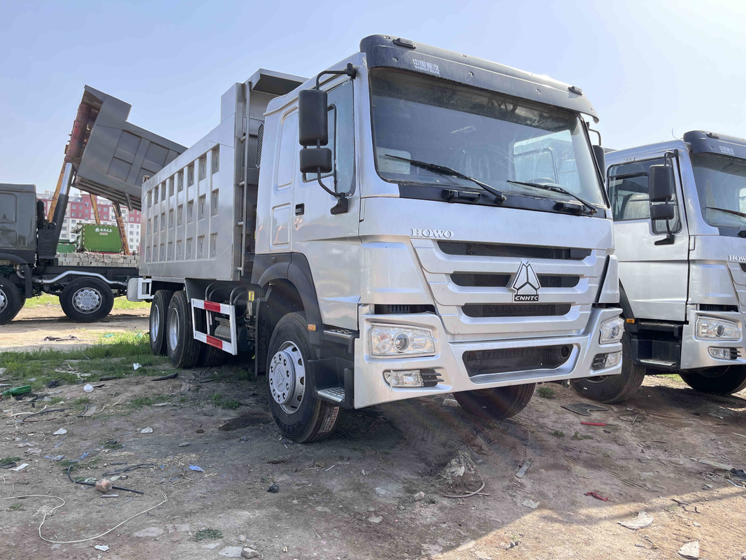 Howo usado transporta 8 de 380hp 6 dos cilindros medidores de EURO III do motor diesel 10 o caminhão basculante ZZ3257 das rodas 6×4 Howo