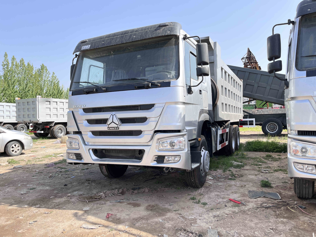 Howo usado transporta 8 de 380hp 6 dos cilindros medidores de EURO III do motor diesel 10 o caminhão basculante ZZ3257 das rodas 6×4 Howo