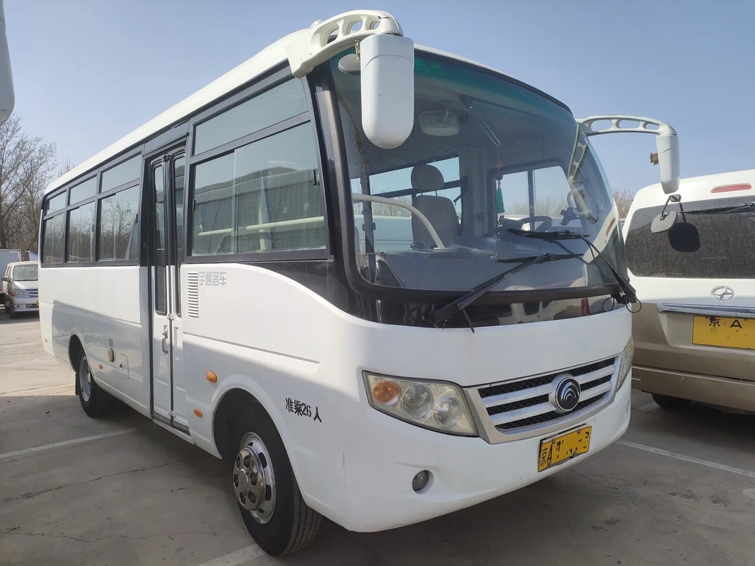 Os assentos curtos usados Front Engine Sliding Window da porta de dobradura 26 do ônibus 7 medidores entregam em segundo jovens Tong Bus ZK6720D