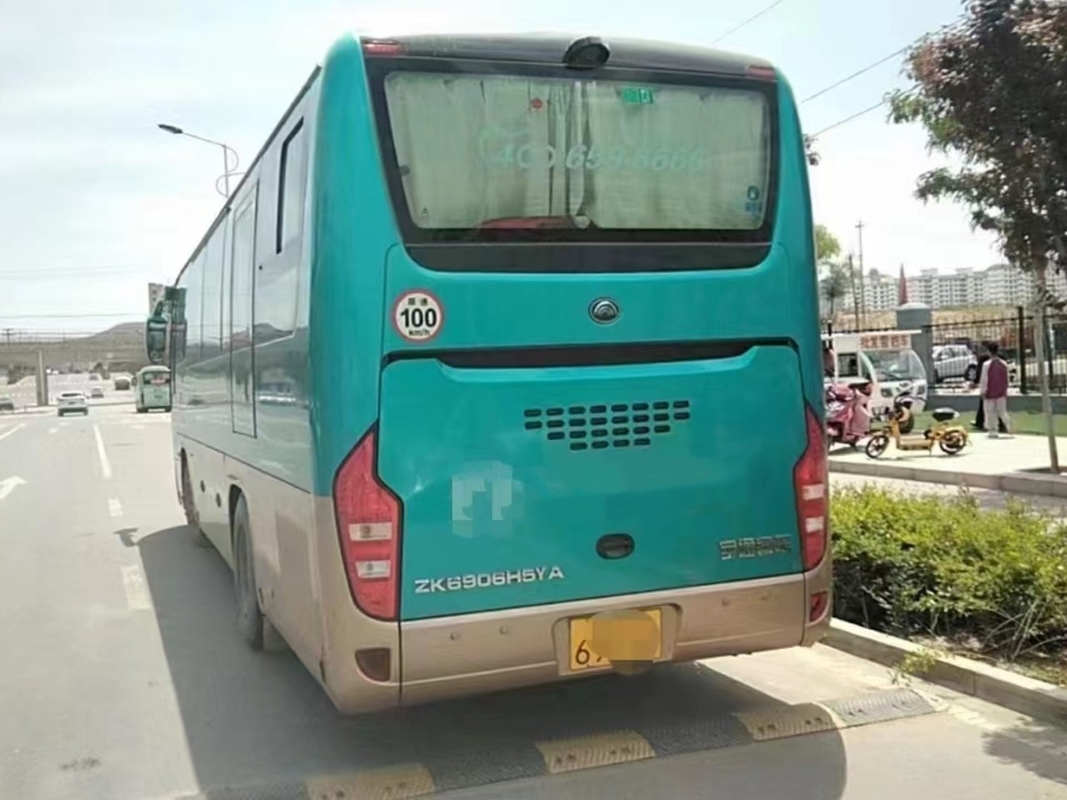 Do condicionador de ar médio da porta do passageiro dos assentos da cor verde 36 de treinadores de motor ônibus usado ZK6906 de Yutong da mão ò