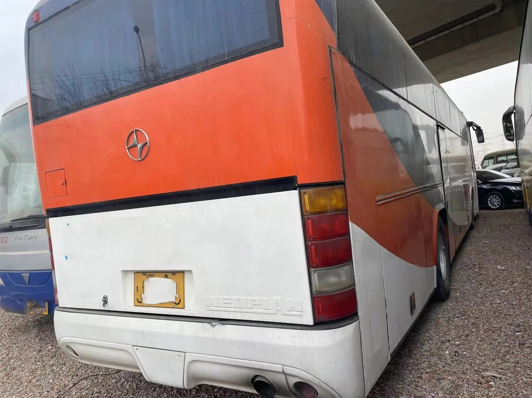 Motor usado dos cilindros da porta 6 da cor branca diesel dos assentos dos treinadores 53 único com o ônibus BFC6120 de Beifang da mão do A/C ò