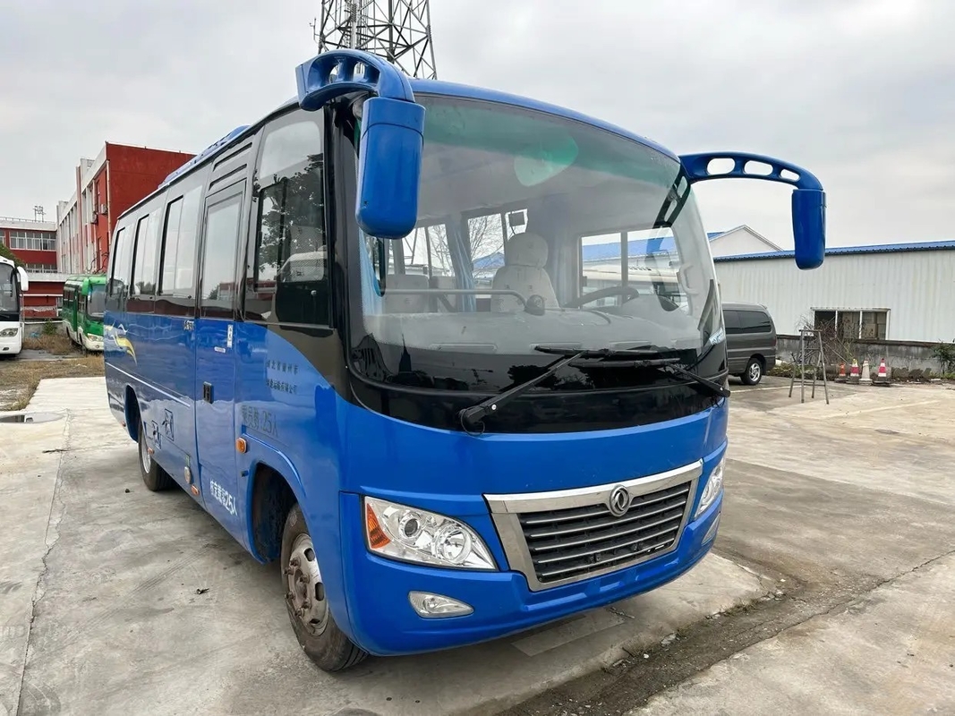 Os azuis pequenos usados do ônibus colorem 25 assentos o motor 130hp de Yuchai que que desliza a mão esquerda de Windows conduz o ônibus DFA6660 de Dongfeng