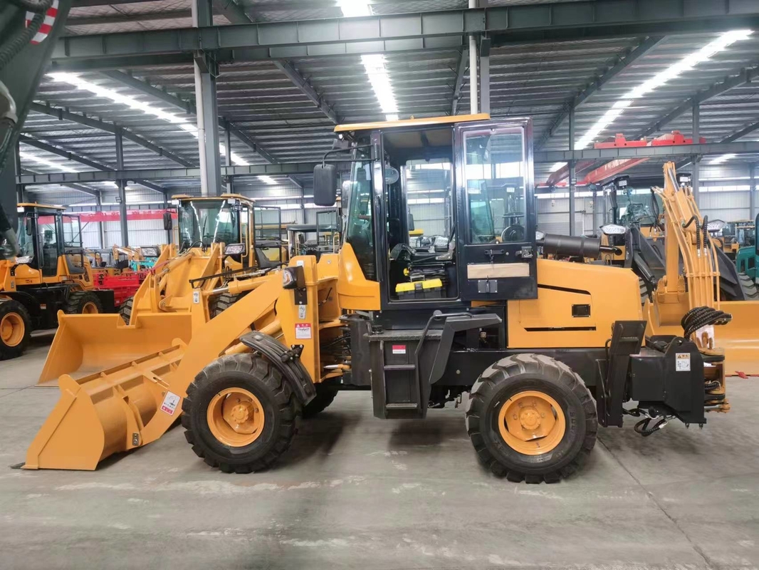 Os caminhões comerciais usados 3,4 toneladas limitam o peso 2 medidores de carregador brandnew de escavação máximo do Backhoe da profundidade