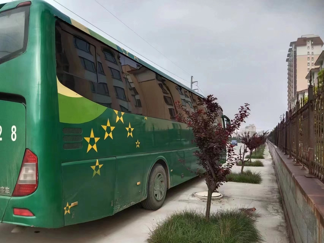 Treinador luxuoso Green Color dos assentos dos ônibus interurbanos 55 2017 ônibus ZK6127 de Yutong da mão de transmissão manual segunda do ano