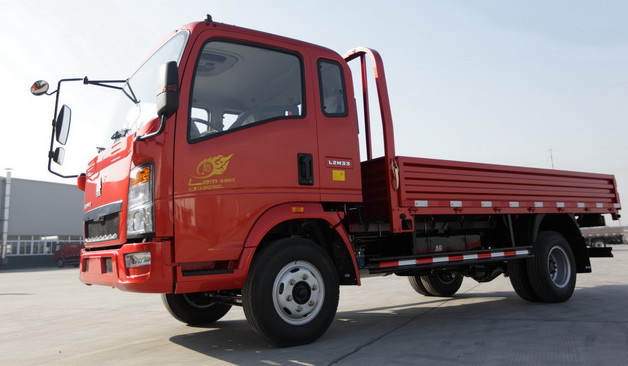 Modo pequeno usado da movimentação dos caminhões 4×2 que carrega 4-6 toneladas de condução à direita Sinotruck Howo Lorry Truck