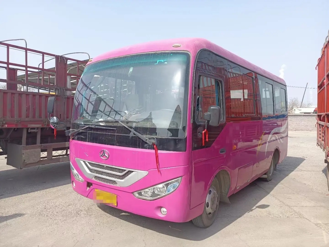 As camionetes usadas Front Engine 19 da canela assentam a porta de dobramento que desliza ônibus JMV6609 da mão JMC de Windows RHD/LHD Isuzu Engine o ò
