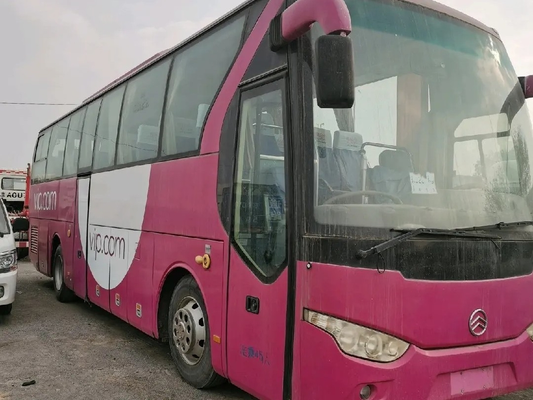 Motor raro usado Dragon Bus dourado XML6103 da mola de lâmina do condicionador de ar dos assentos de Double Passenger Door 45 do treinador do ônibus