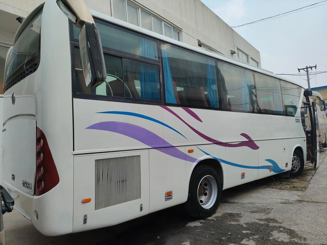 Dragão dourado usado XML9647 da disposição LHD/RHD dos assentos do condicionador de ar 2+2 do assoalho dos assentos diesel dos treinadores 36 bom