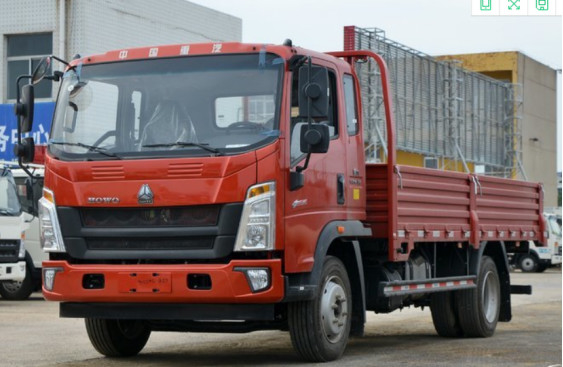 Peso de carga usado do caminhão da carga de Sinotruck Howo dos caminhões de combustível 8-10 de 4×2 da movimentação toneladas de condução à direita do modo