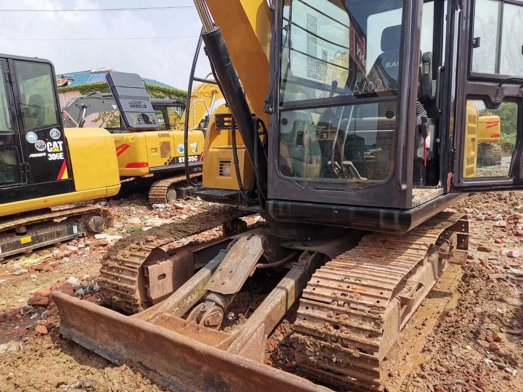 Caminhão de segunda mão 7 toneladas de capacidade usada 150L do depósito de gasolina dos cilindros de Isuzu Engine 4 da máquina escavadora de SANY