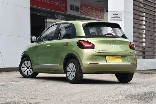 Veículos Usados de Nova Energia Wuling Bingo 333KM 2023 Modelo Aurora Verde Cor