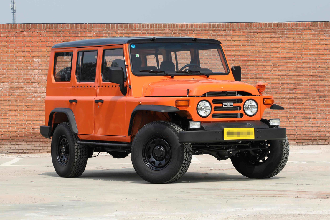 SUV à venda BAW 4*4 modo de condução 6 velocidades de transmissão manual motor de óleo off-road
