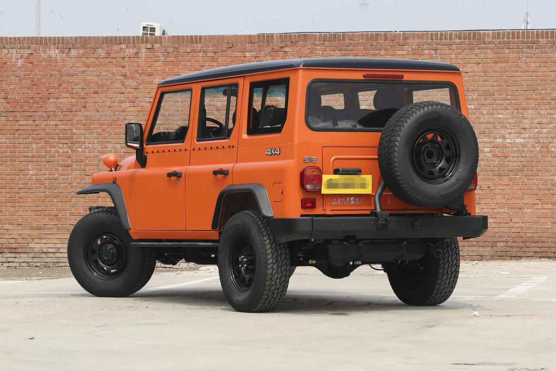 SUV à venda BAW 4*4 modo de condução 6 velocidades de transmissão manual motor de óleo off-road
