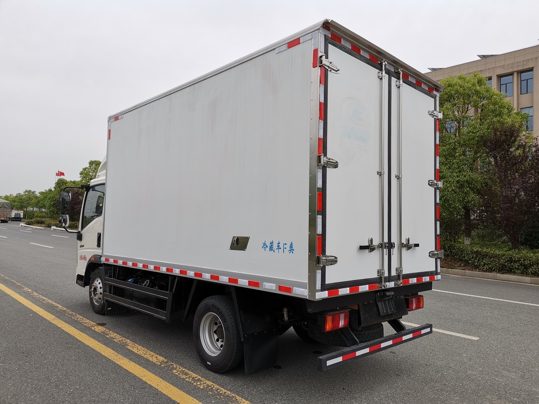 160hp caminhão com refrigeração Howo 18 Cubic Van Weichai motor 4 * 2 modo de condução
