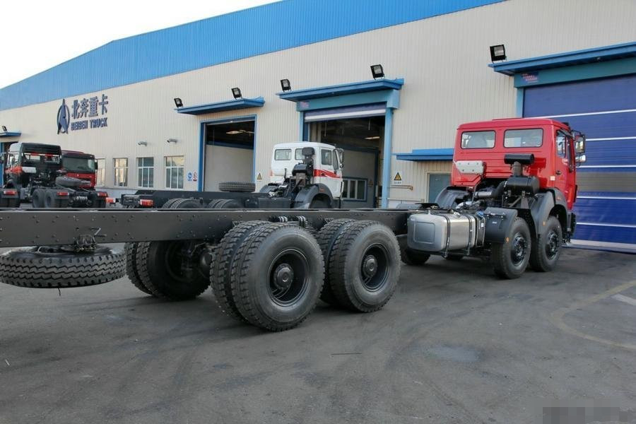 Beiben caminhões de carga usados 8 * 4 modo de condução 240hp Weichai motor de trabalho pesado