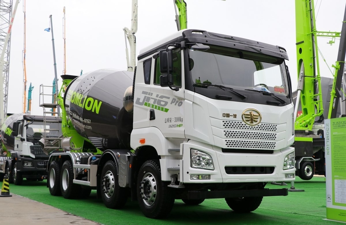 Euro 5 Jiefang camião de mistura de betão usado 320hp 8*4 modo de condução 8 cúbicos 12 pneus