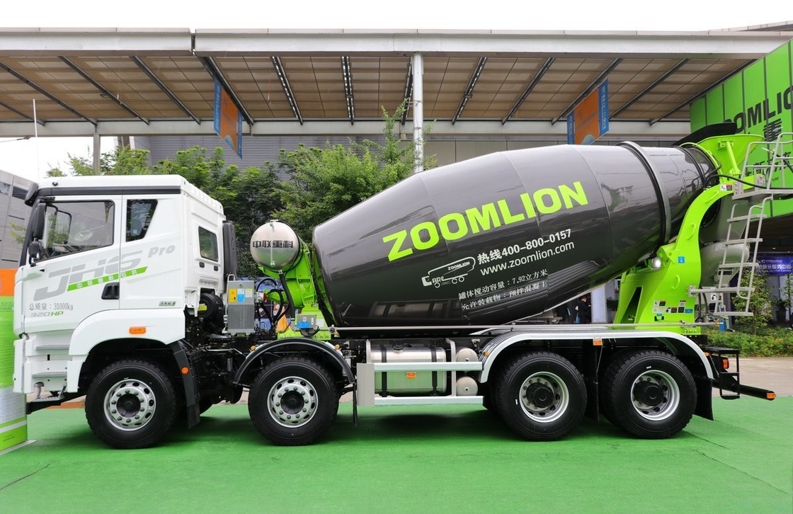 Euro 5 Jiefang camião de mistura de betão usado 320hp 8*4 modo de condução 8 cúbicos 12 pneus