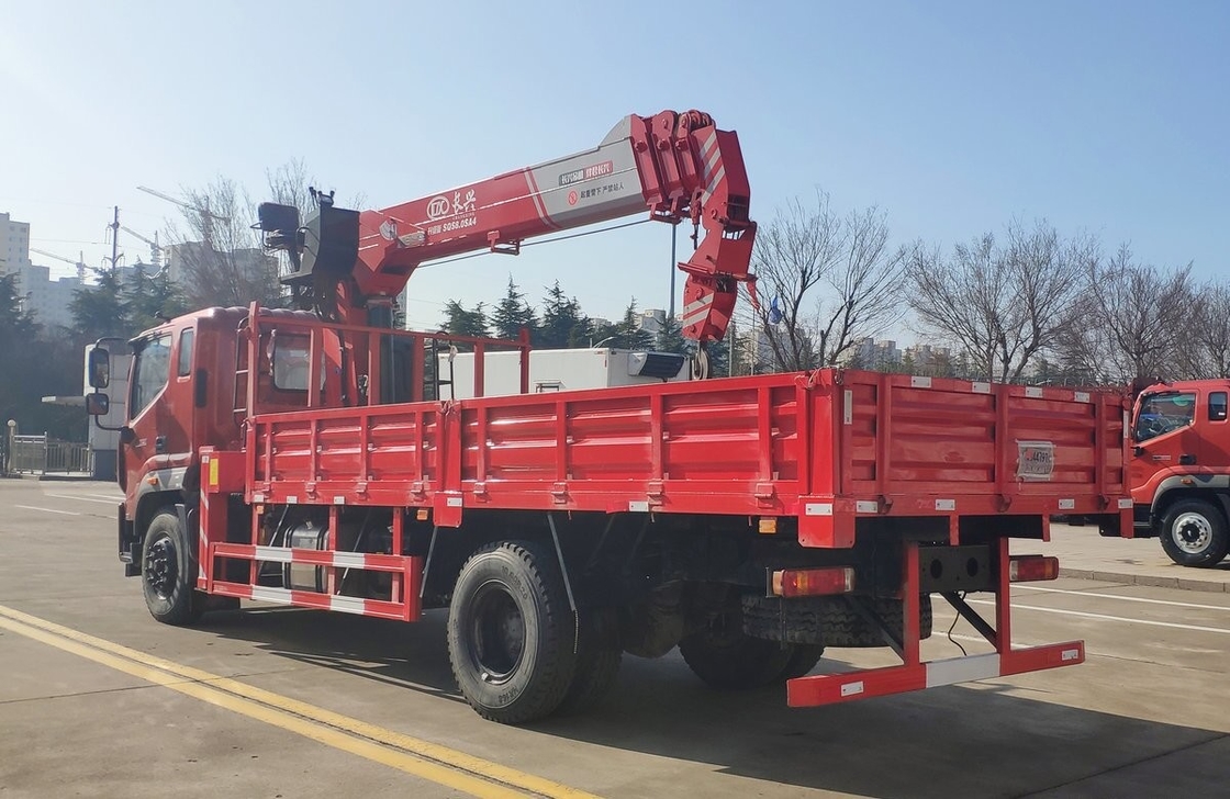 Foton Caminhão montado guindaste 4 * 2 modo de direção 9 toneladas cabina única 220hp Direção esquerda