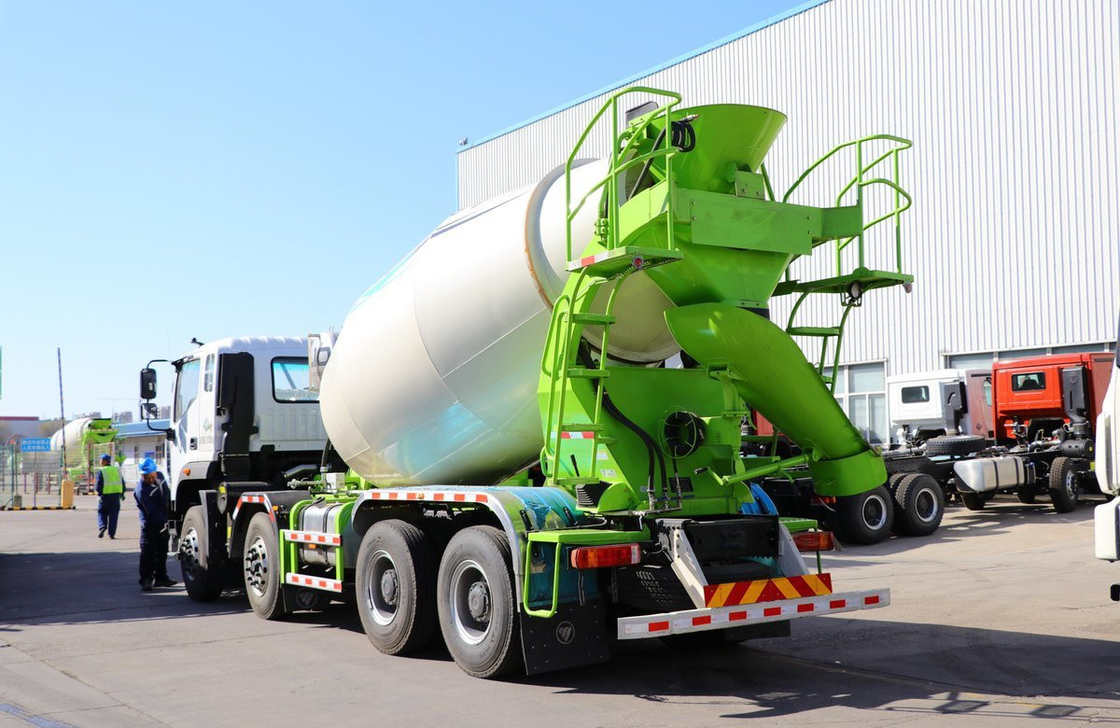 Mixer de marca chinesa 8*4 Ready Mix Caminhão de concreto 350hp Euro 6 Direção à esquerda