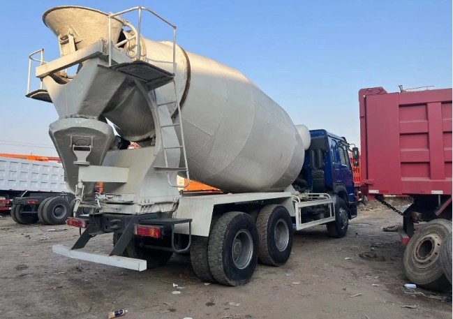 Combustível de 10 rodas HOWO 6X4 8cbm 9cbm 371HP