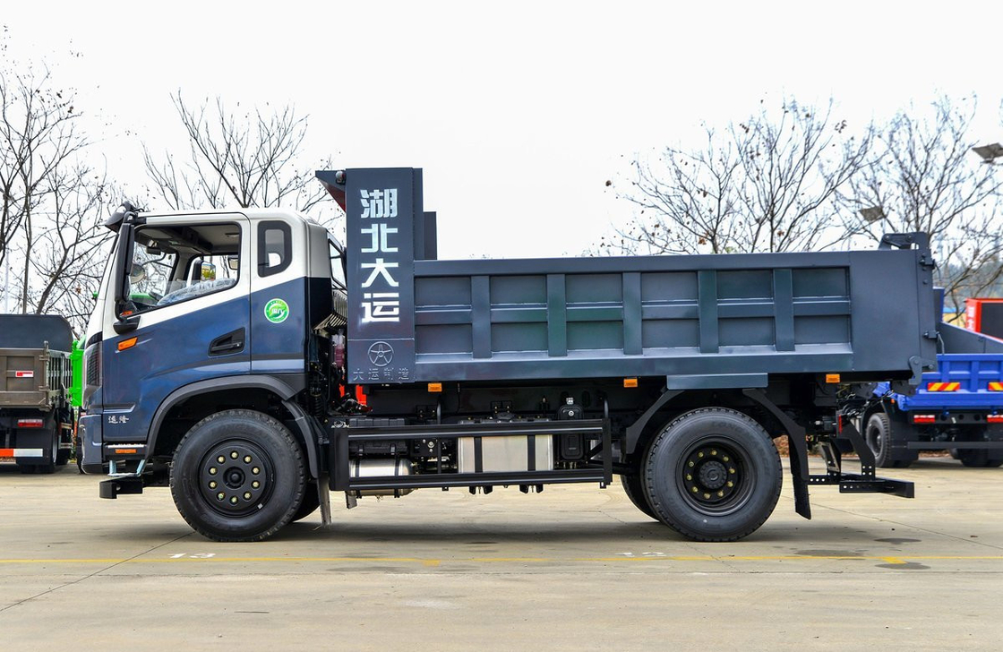 Caminhão de descarga para venda Yuchai Motor 180hp Dayun 4 * 2 Tipper 6 Pneus Cabina padrão