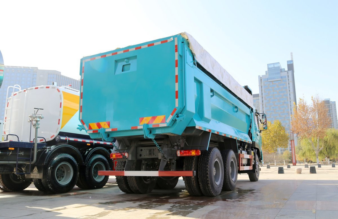 Caminhão de mineração Sino 380hp em linha de seis cilindros 8,7 metros de comprimento 6 * 4 Steyr D78 LHD / RHD