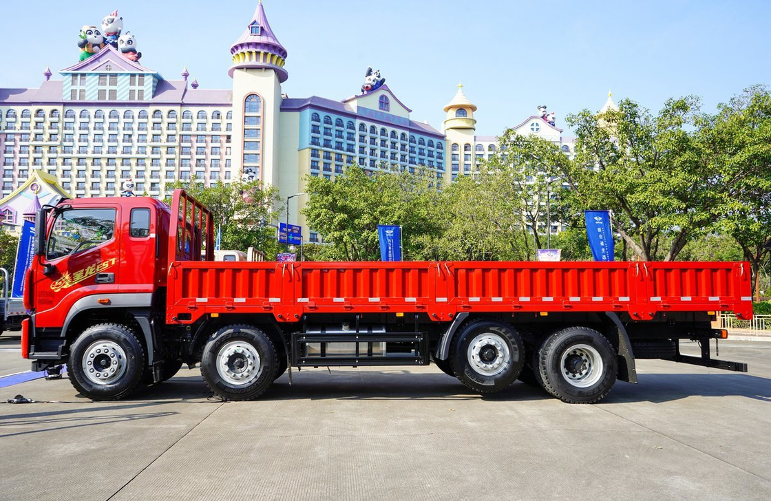 Caminhão de carga Sino usado Motor Yuchai 270hp 8 * 2 modo de condução 2 lugares Single Sleeper