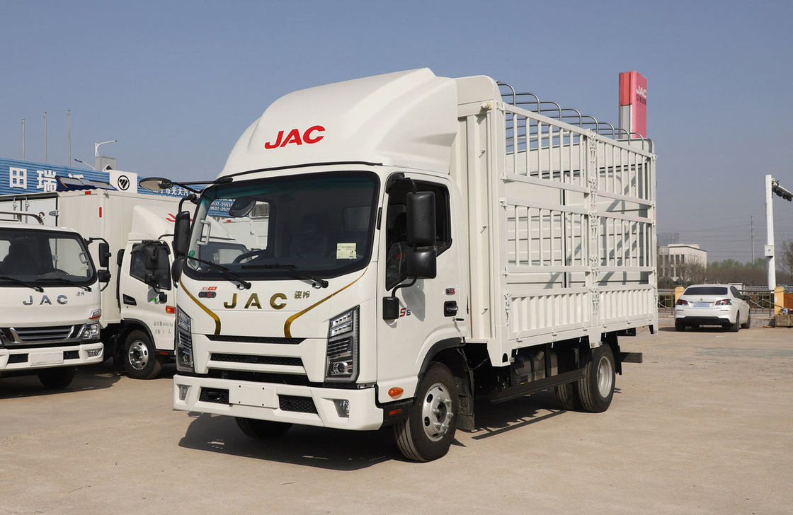 Caminhões de carga usados da China JAC S6 Modelo 4 * 2 Caminhão leve Cummins Motor 160 hp