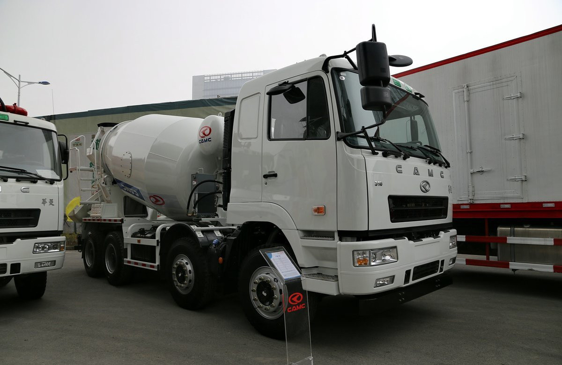 Caminhão de mistura de concreto usado 8×4 CAMC Misturador de cimento 310hp Euro 5 Big Tanker 12 Pneus