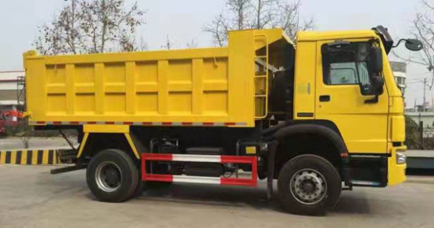 Howo Trucks For Sale Gana Carregamento 16 toneladas 300hp Muito potente Direção esquerda Euro 2