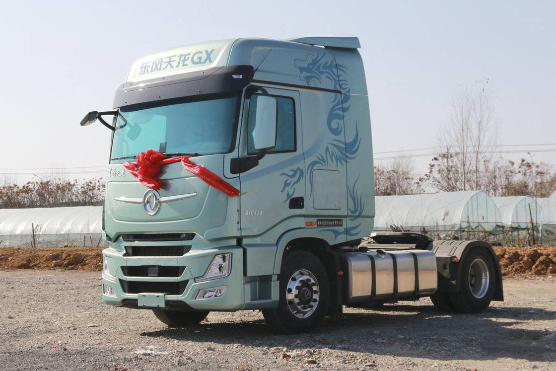 Caminhão de cabeça de tractor Eaton 12a marcha Dongfeng GX 4 * 2 Massa de tração 35 toneladas 480hp Caminhão pesado