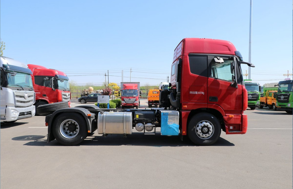 Foton Tractor Truck EST ZF caixa de velocidades folha de mola 4 * 2 modo de direção 490 hp Cummins motor Euro 6