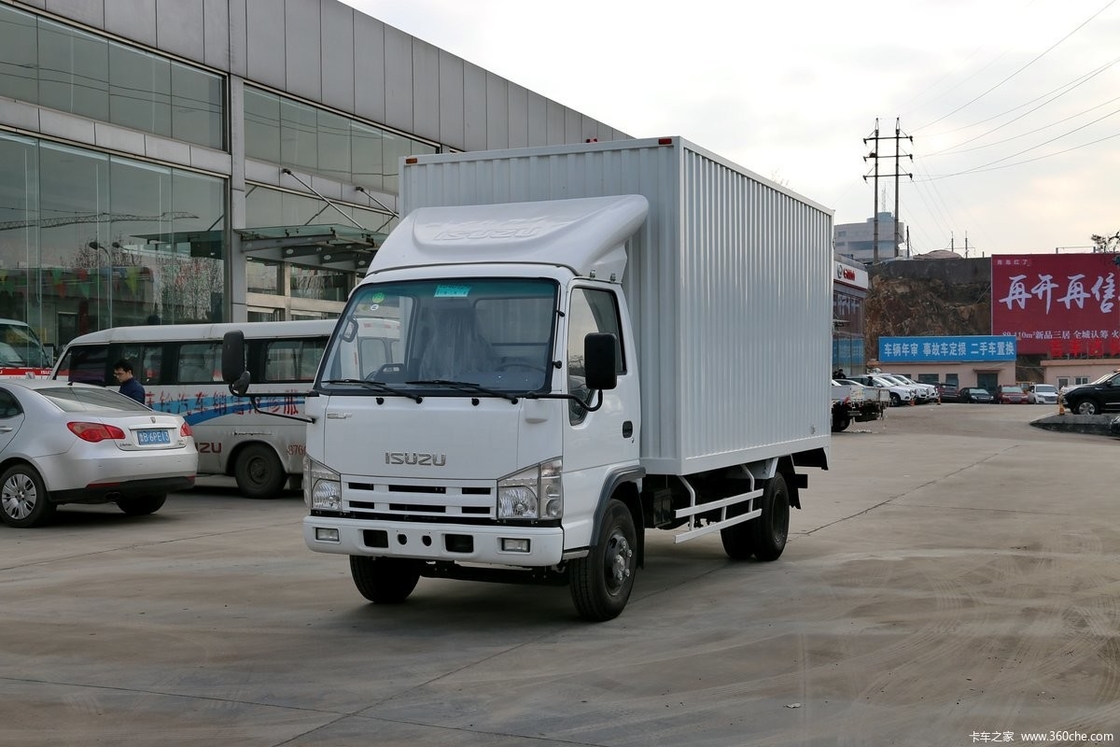 Camião de carga de 15 toneladas Euro 4 Isuzu 4 × 2 Van Camião de caminhão de caminhão 6 Pneus Multi Leaf Springs 35 caixa cúbica