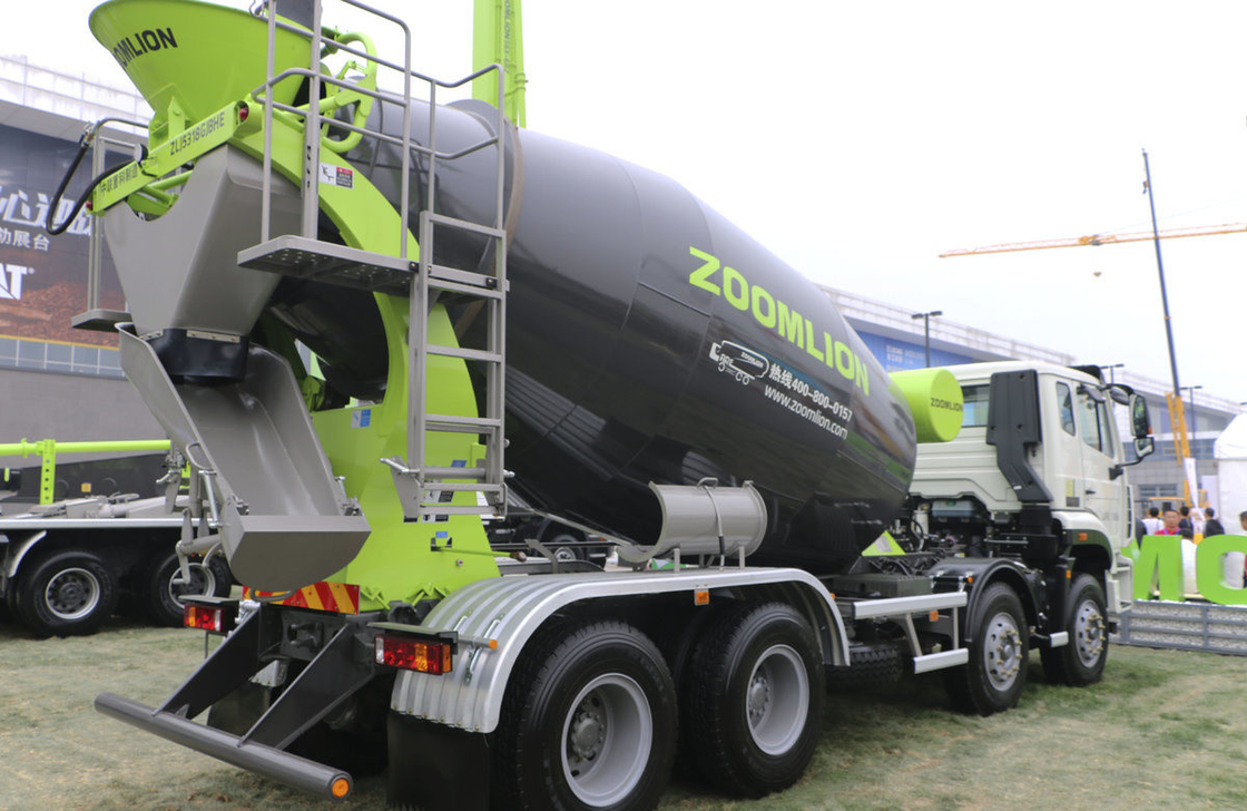 Caminhão de mistura de concreto Gana Hohan J5G 8*4 Chassi Zoomlion Tanker 8M3 Motor diesel 310 hp