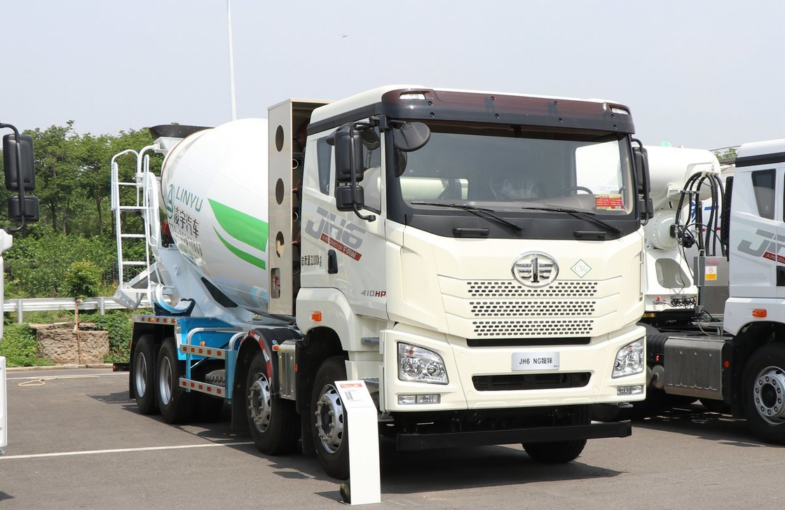 Caminhão de mistura de concreto de 10m3 Jiefang 8×4 Mixer Motor de GNC 410hp Seis cilindros Cabina plana