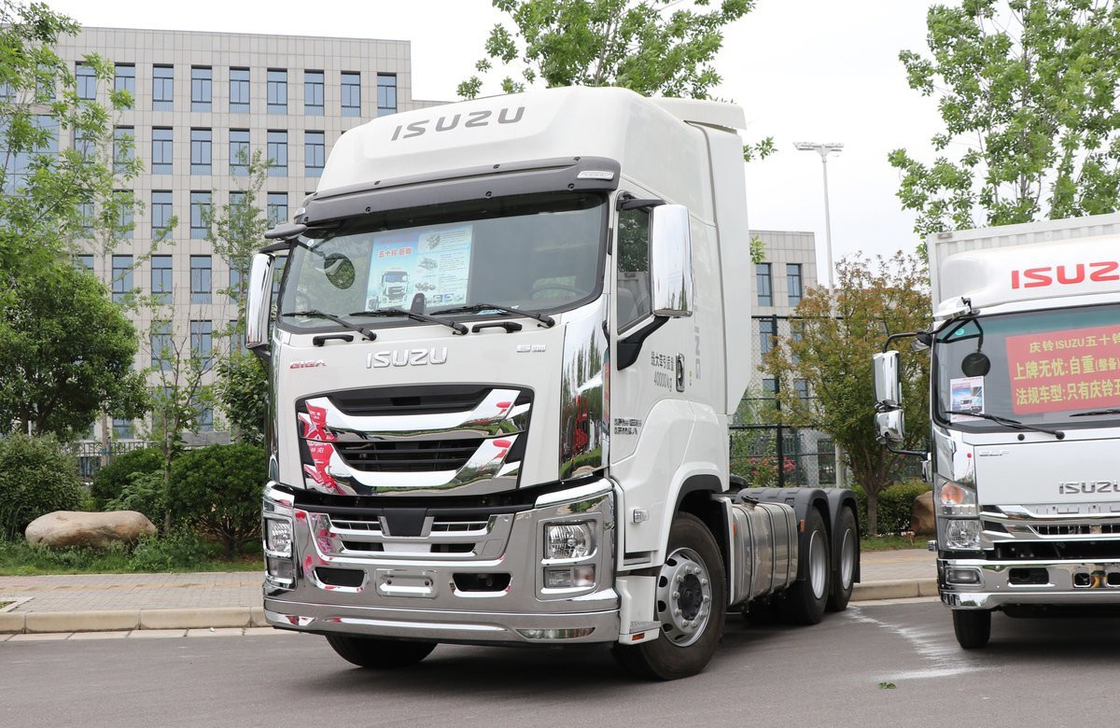 Tractor Truck Price Trade ZF Gearbox Automático 6×4 ISUZU Trailer Head 520hp Cabina de teto alto