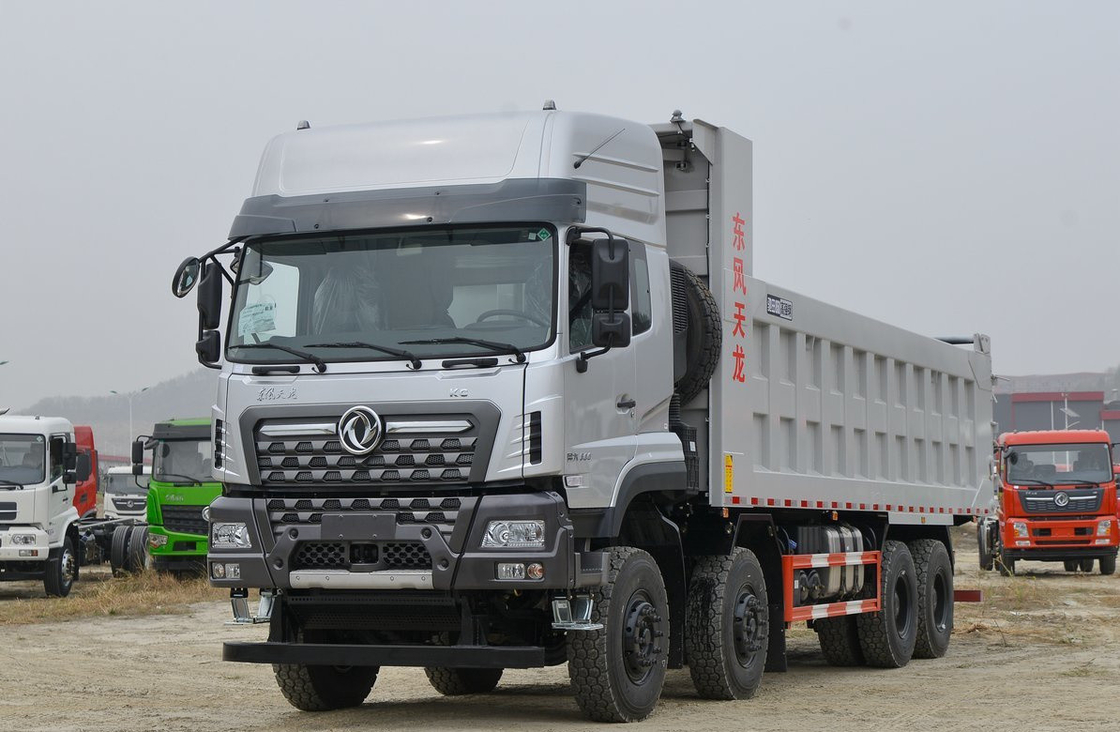 Remolque de caminhão para venda Dongfeng 8×4 Tipper 600hp Cummins Motor 6 cilindros Manual