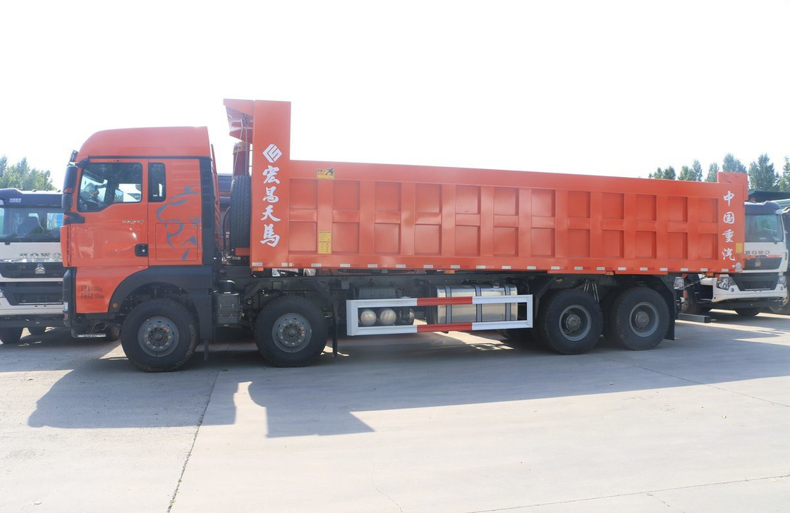 Sinotruk UK Usados caminhões de cabeçote 8 × 4 Sitrak G7H Heavy Duty 12.5L Disposição Single Sleeper