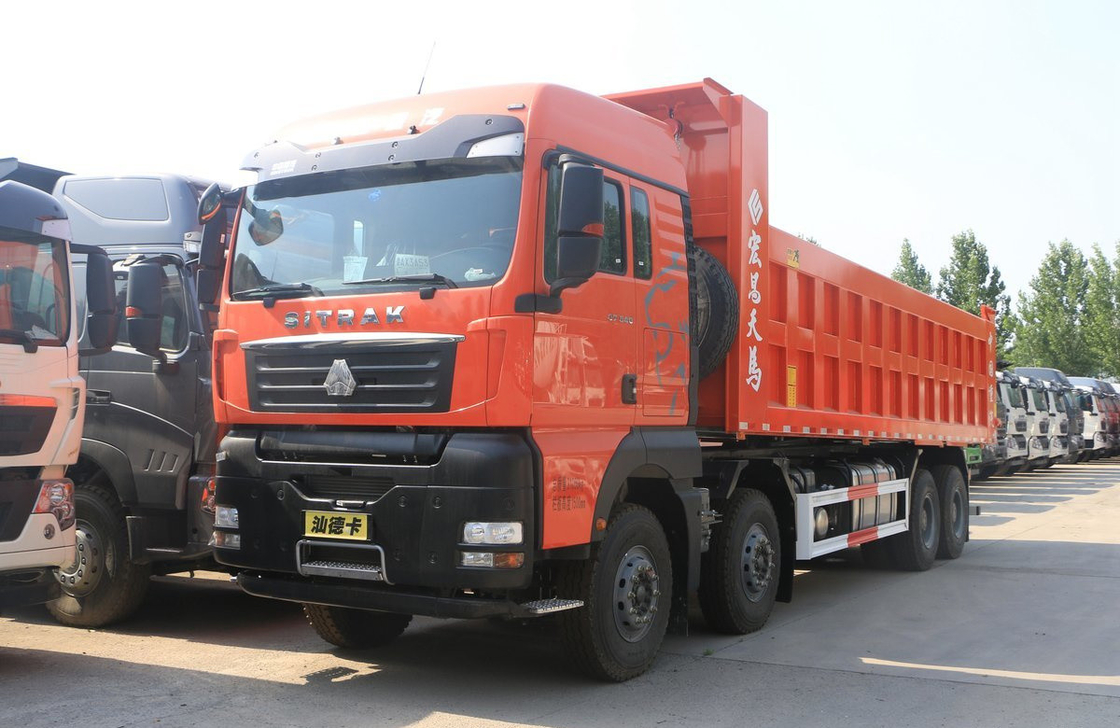 Sinotruk UK Usados caminhões de cabeçote 8 × 4 Sitrak G7H Heavy Duty 12.5L Disposição Single Sleeper