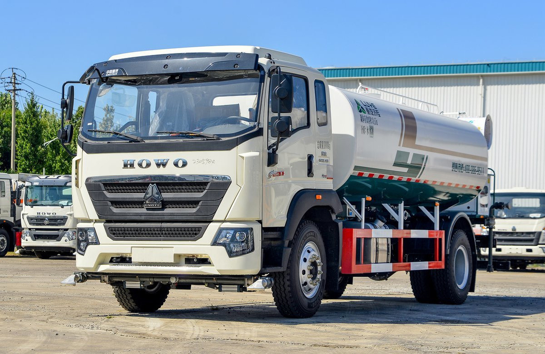 Caminhão-tanque de água 4x2 Sinotruck Howo Weichai 220hp Duplo pneus traseiros Cabina de fila única